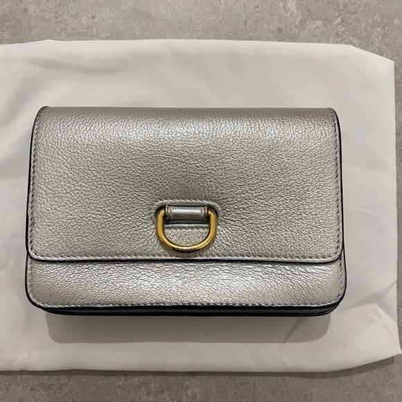 Burberry Silver Leather D-Ring Crossbody Bag - Picture 2 of 11